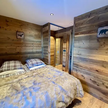 Apartment Sur Les Pistes, Lumineux Et 1850 Courchevel