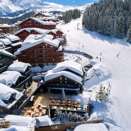 Sur Les Pistes, Lumineux Et 1850