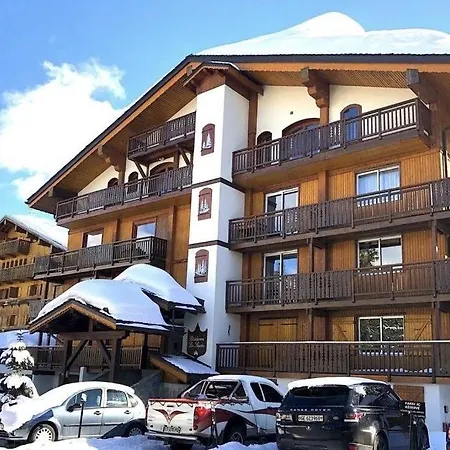 Apartment Sur Les Pistes, Lumineux Et 1850