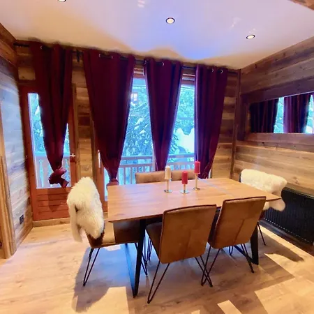 Sur Les Pistes, Lumineux Et 1850 *