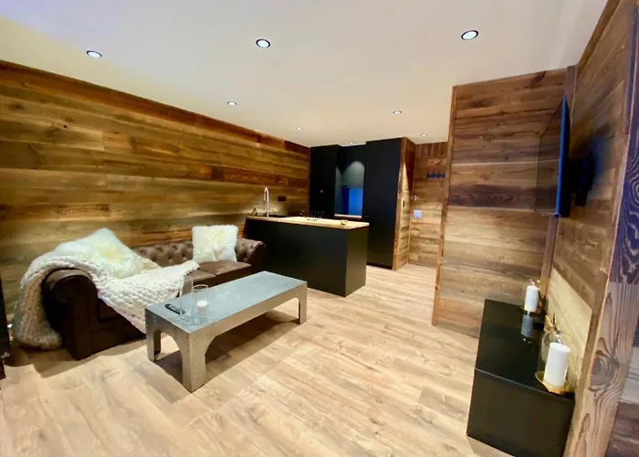 Incroyable Baisse De Prix Sur Les Pistes, Lumineux Et 1850 Apartment Courchevel